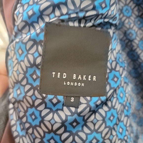 TED BAKER London Burgundy Dylan Trim Fit Quilted Down Sleeveless Vest 3 = M - Picture 6 of 6